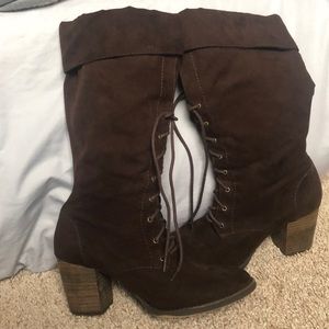 brown zip up heeled boots